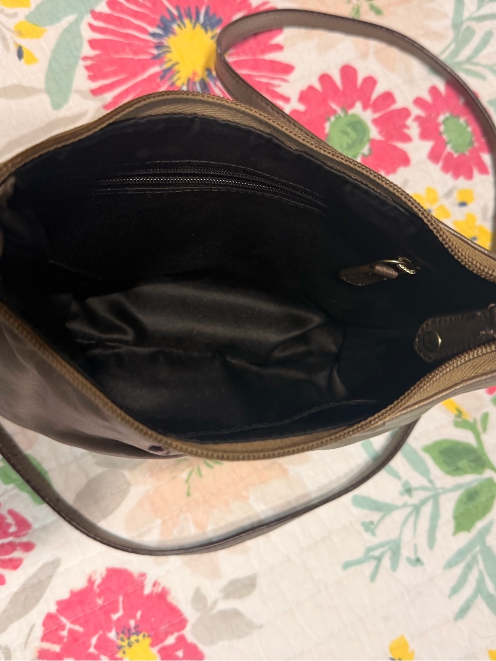 Coach Bronze Leather Shoulder Bag with Gold Logo - Picture 5 of 9